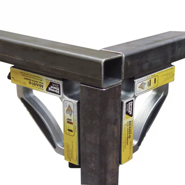 Magnetické úhelníky Adjust-O™ 90° se dvěma vypínači - Image 3